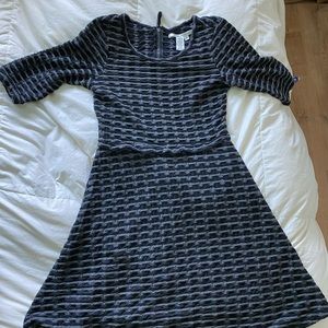MAX STUDIO DRESSES SIZE LARGE A LINE WORK ATTITE